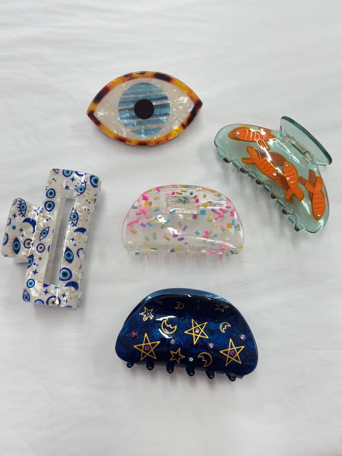 Assorted clips