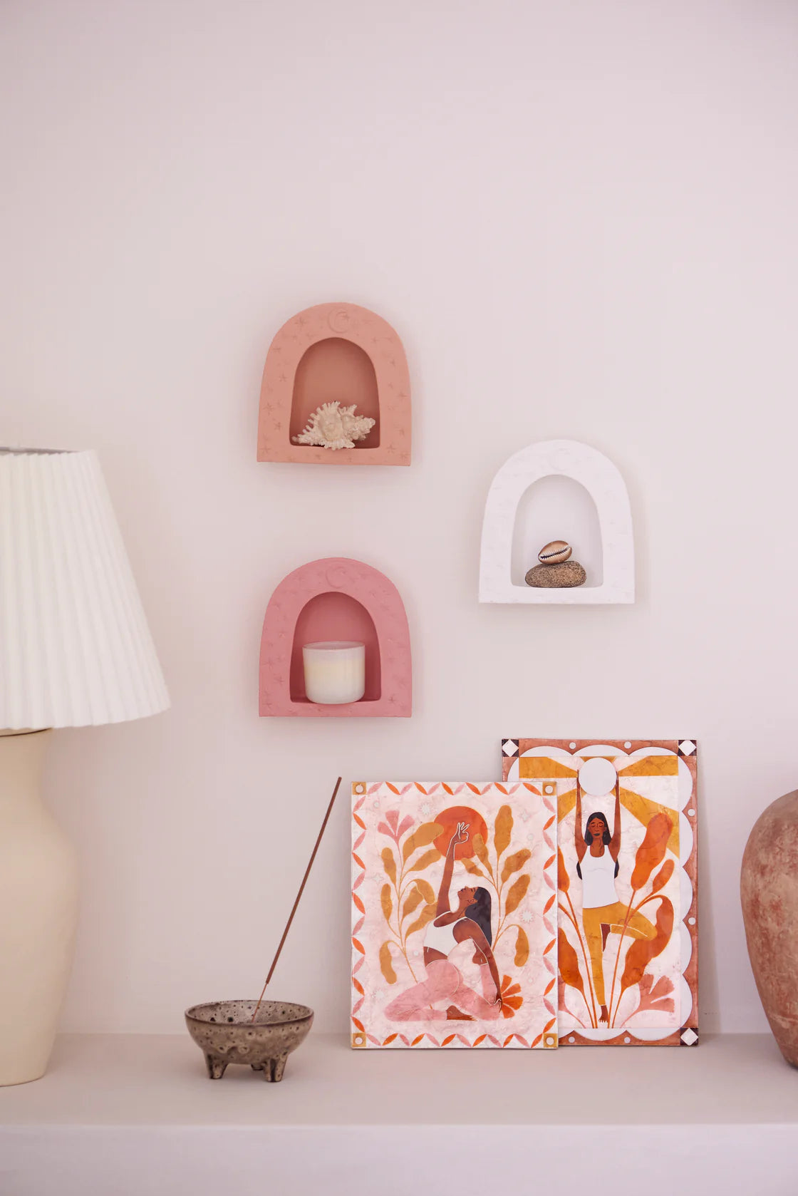 Luna Wall Shelf - White & Clay