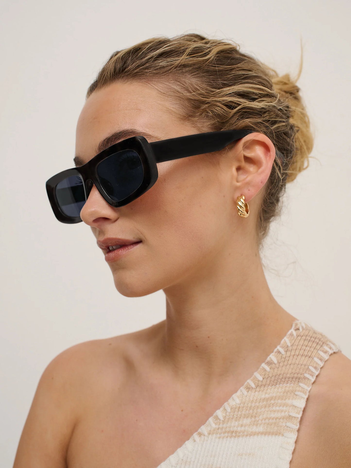 Grasson Rectangular Sunglasses - Black