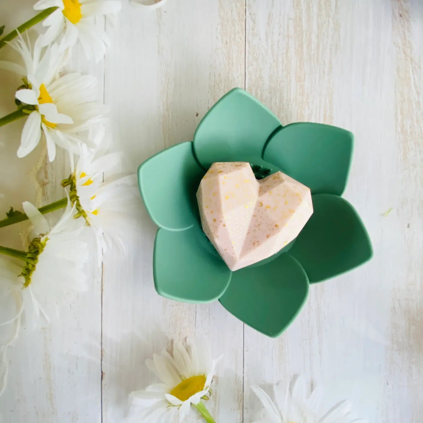 Premium Silicone Soap Dish with Water Drainage