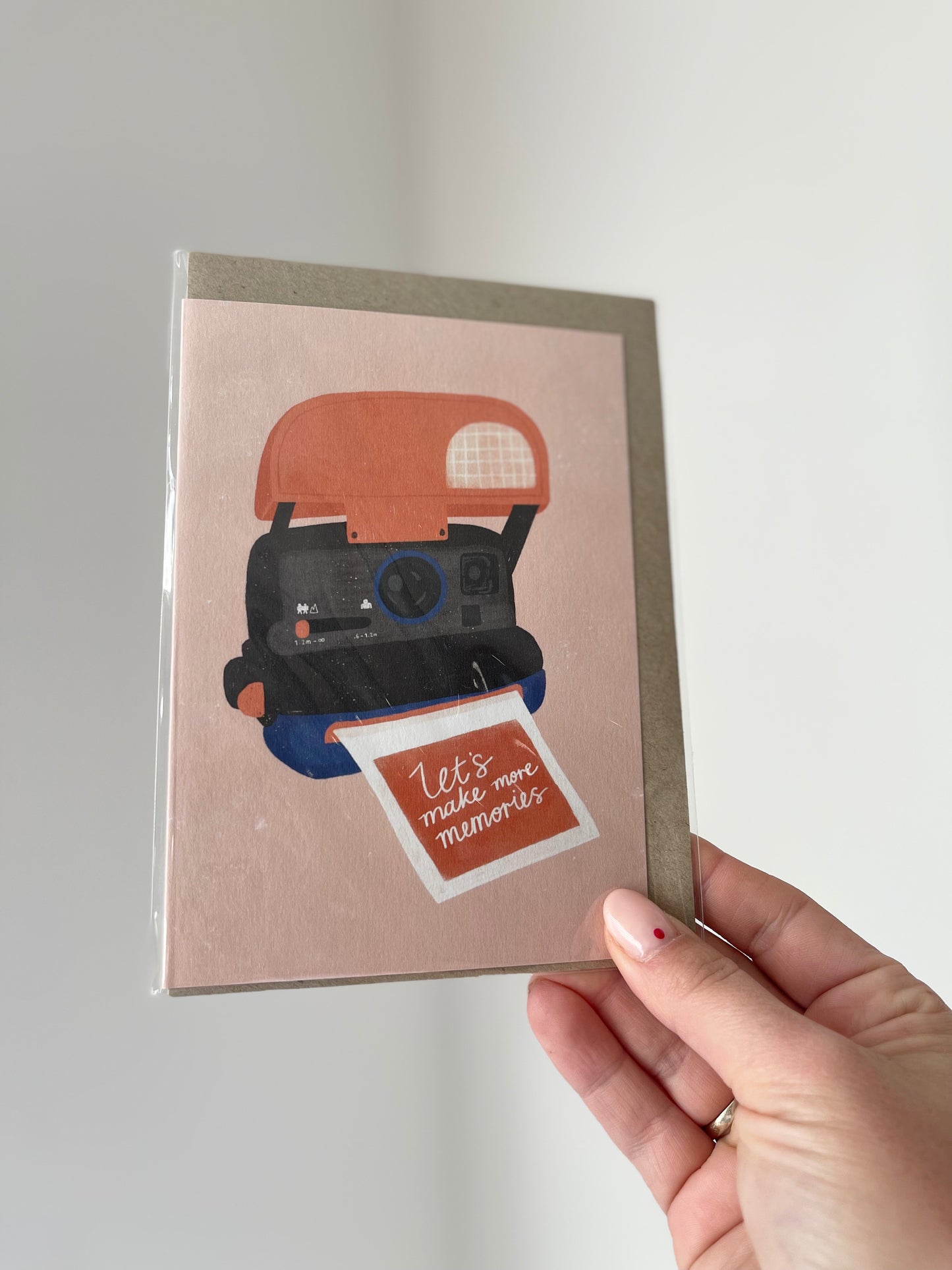 Let's make more memories card