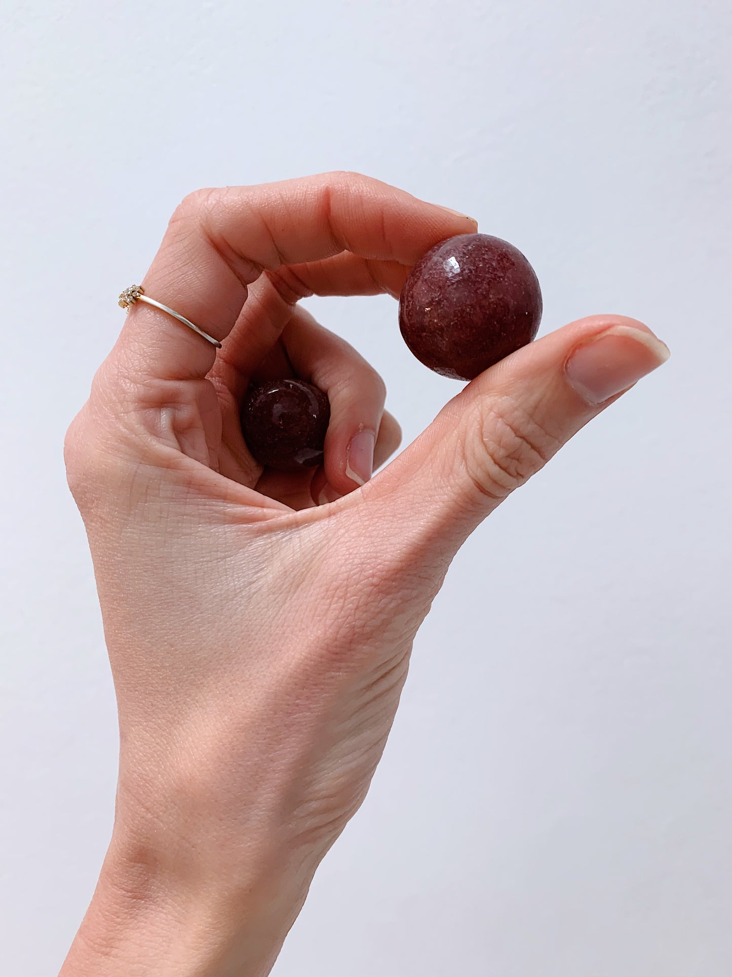 Strawberry Quartz Tumbled Stones
