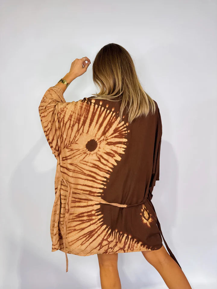 ONLY LOVERS LEFT MID LENGTH KIMONO ~ YIN YANG