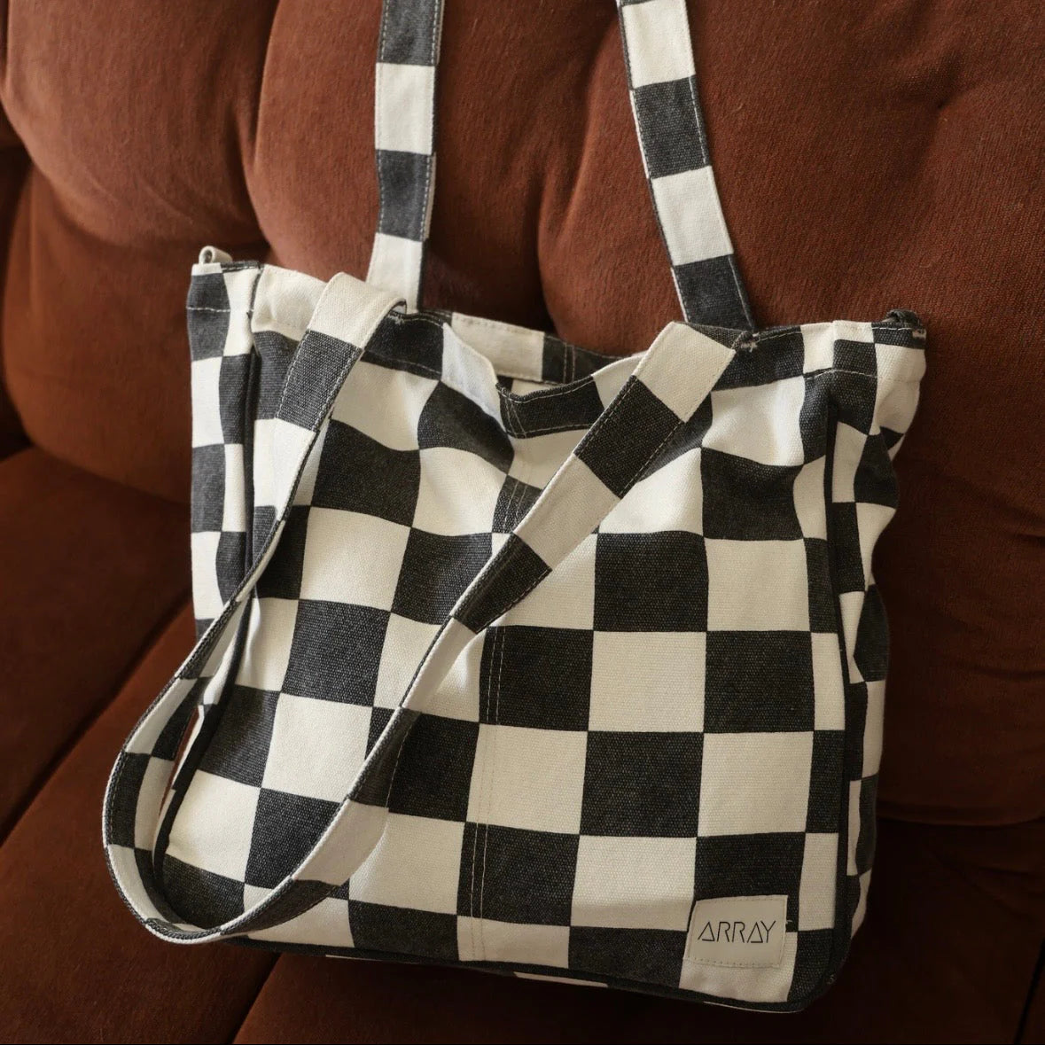 ARRAY Midi Pocket Tote