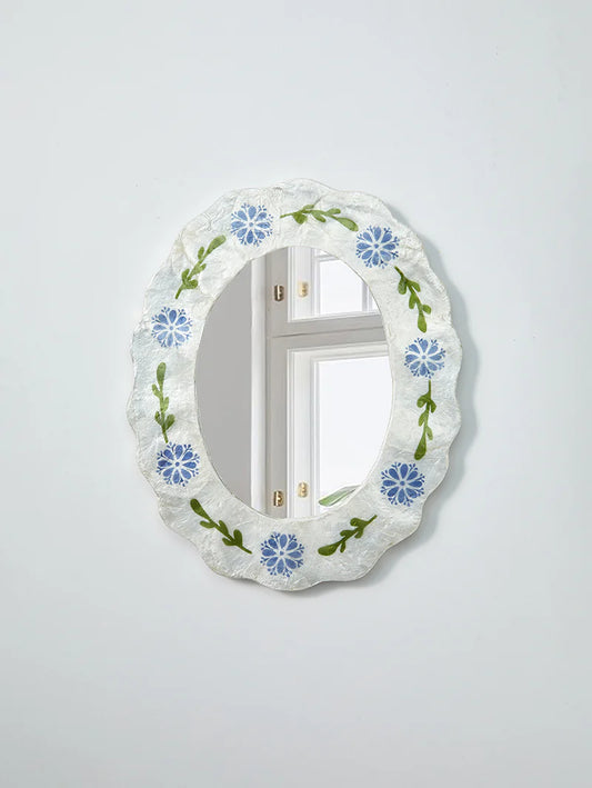 You are beautiful Mirror