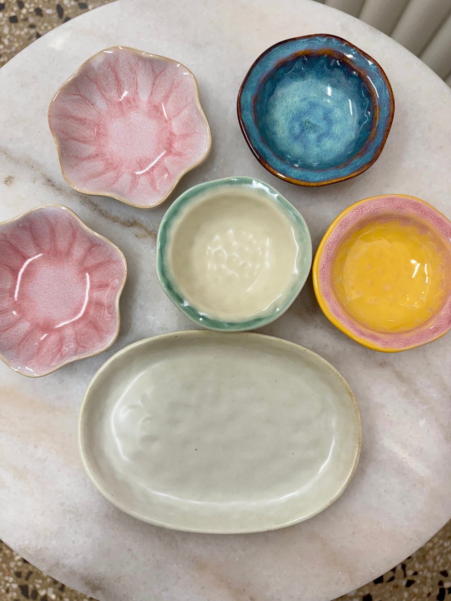 Assorted trinket/Crystal trays