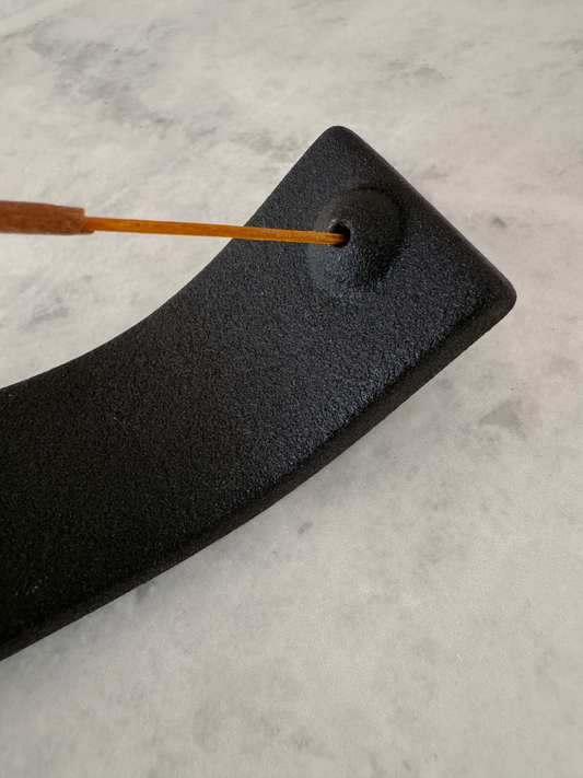 Ceramic Incense wave holder - black & grey