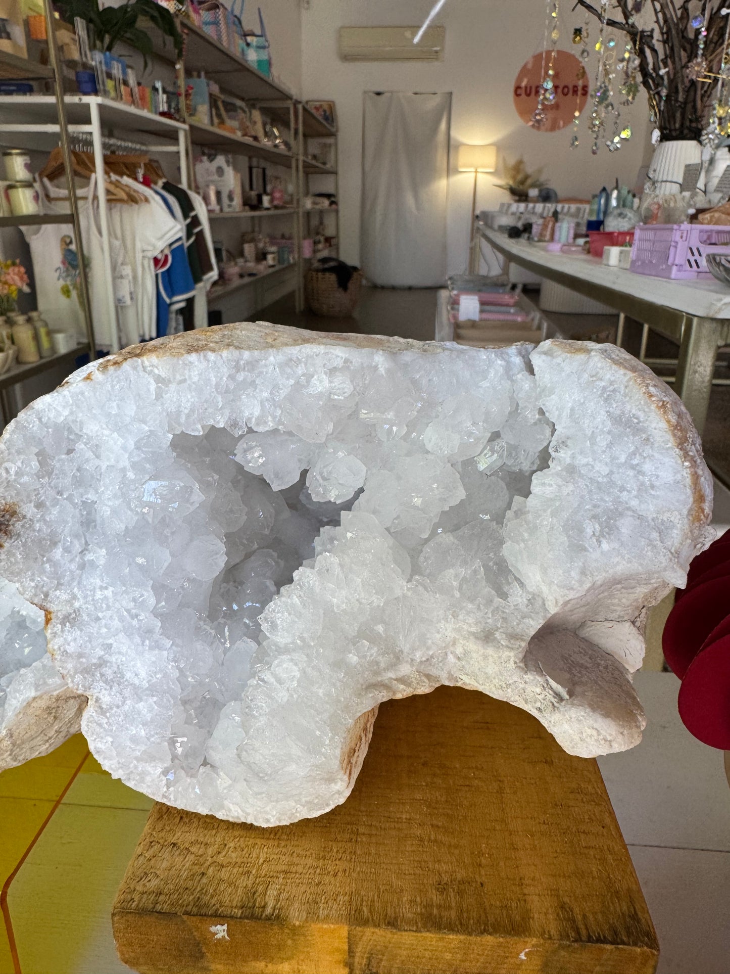 Quartz Geode - Split