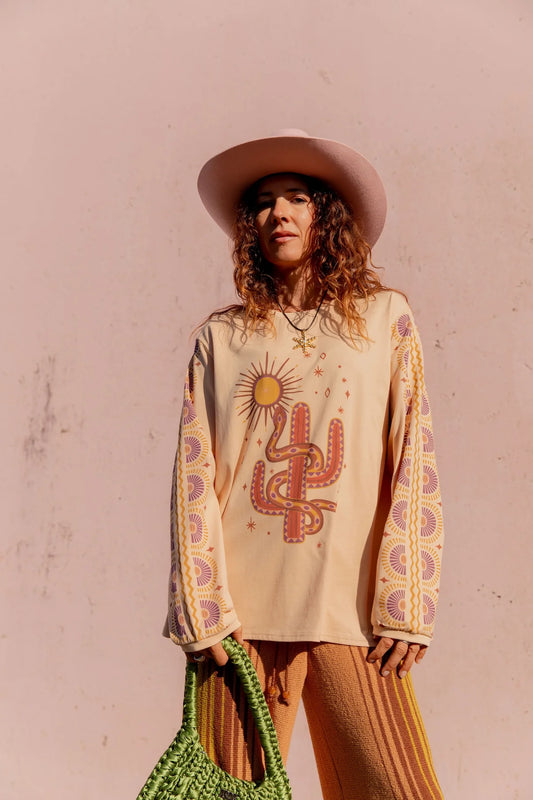 SOUL WOMAN LONG SLEEVE TEE - SAND