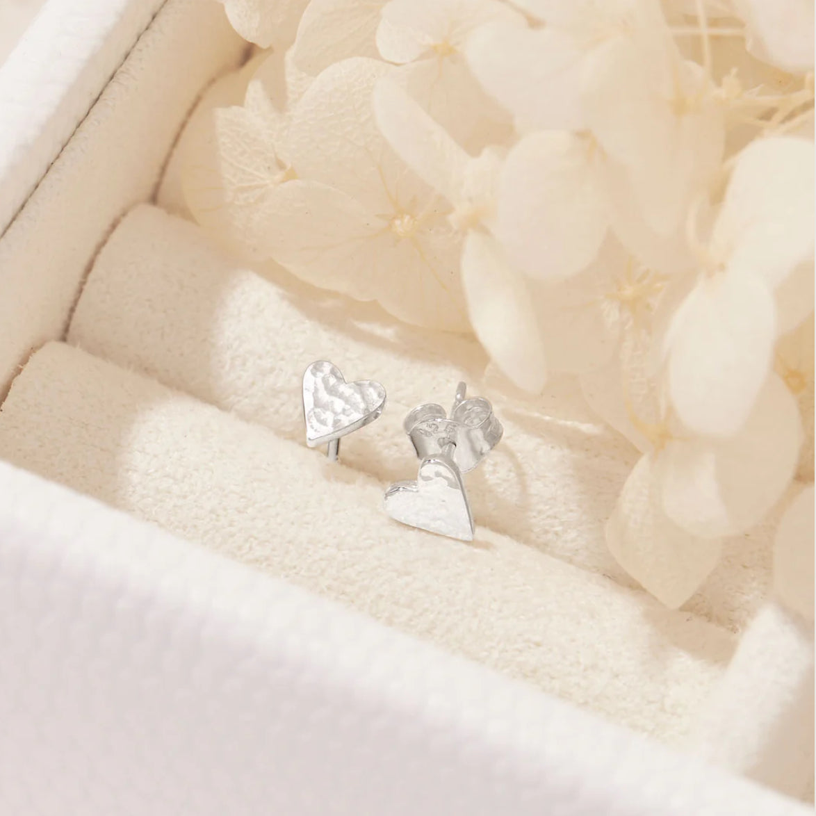 Aphrodite Heart Studs