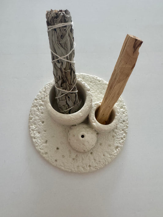 3 in 1 ceramic holder.