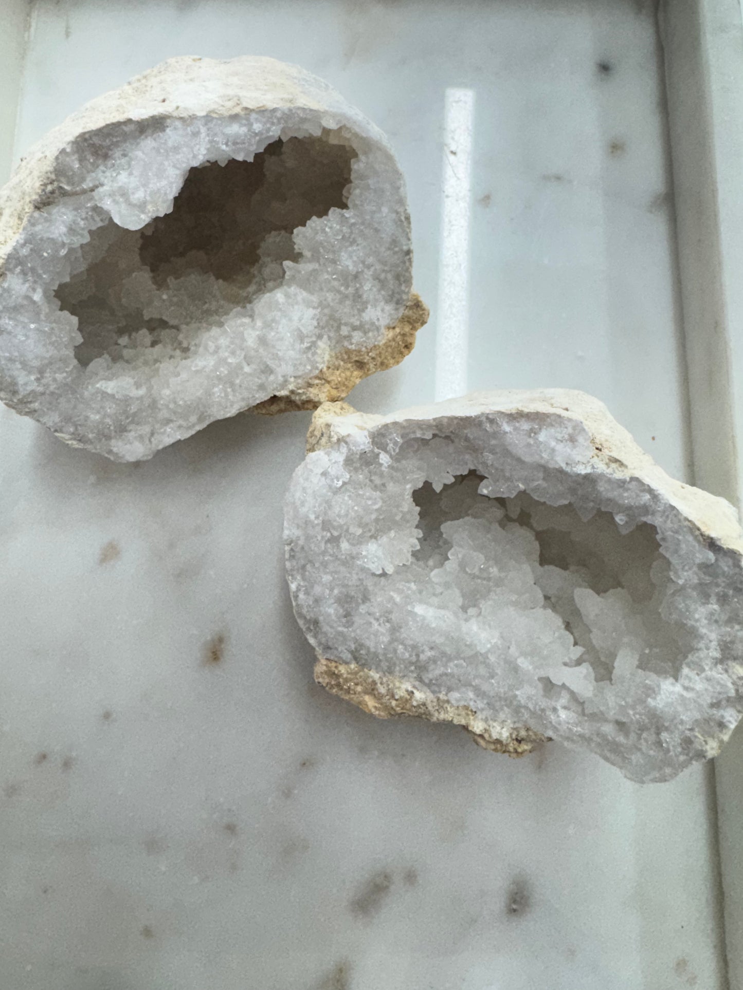 Quartz Geode - Split Pair